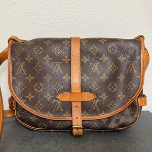 Preloved Louis Vuitton Saumur 30 crossbody